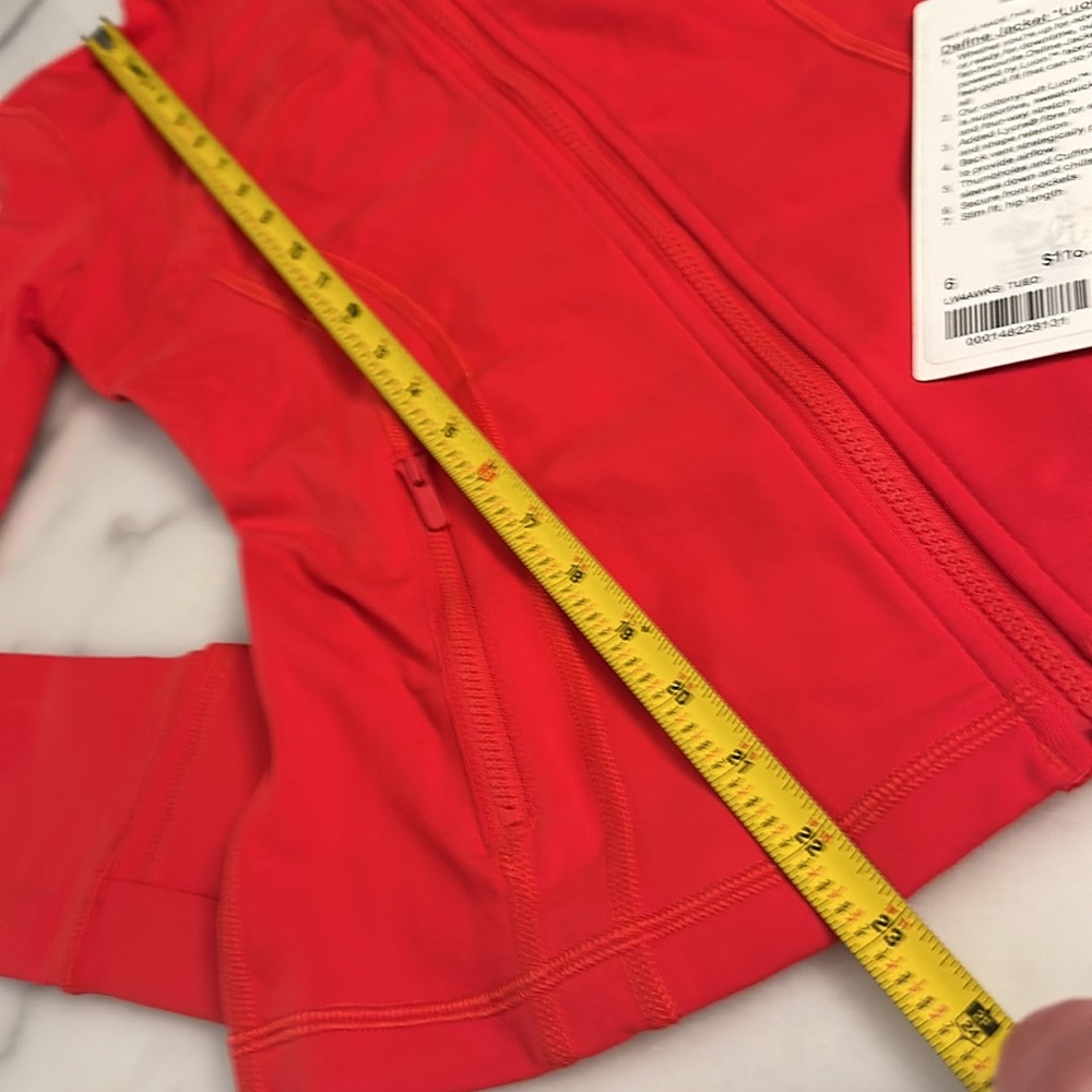 Lululemon Define Jacket Luon True Red NWT SIZE 10 ❤️ RARE - Picture 4 of 10